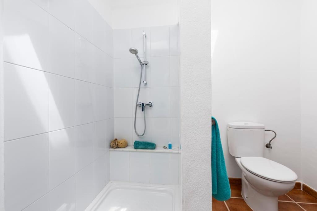 Вилла Casa Marisa With Heated Pool & Garden Тиндайя Экстерьер фото