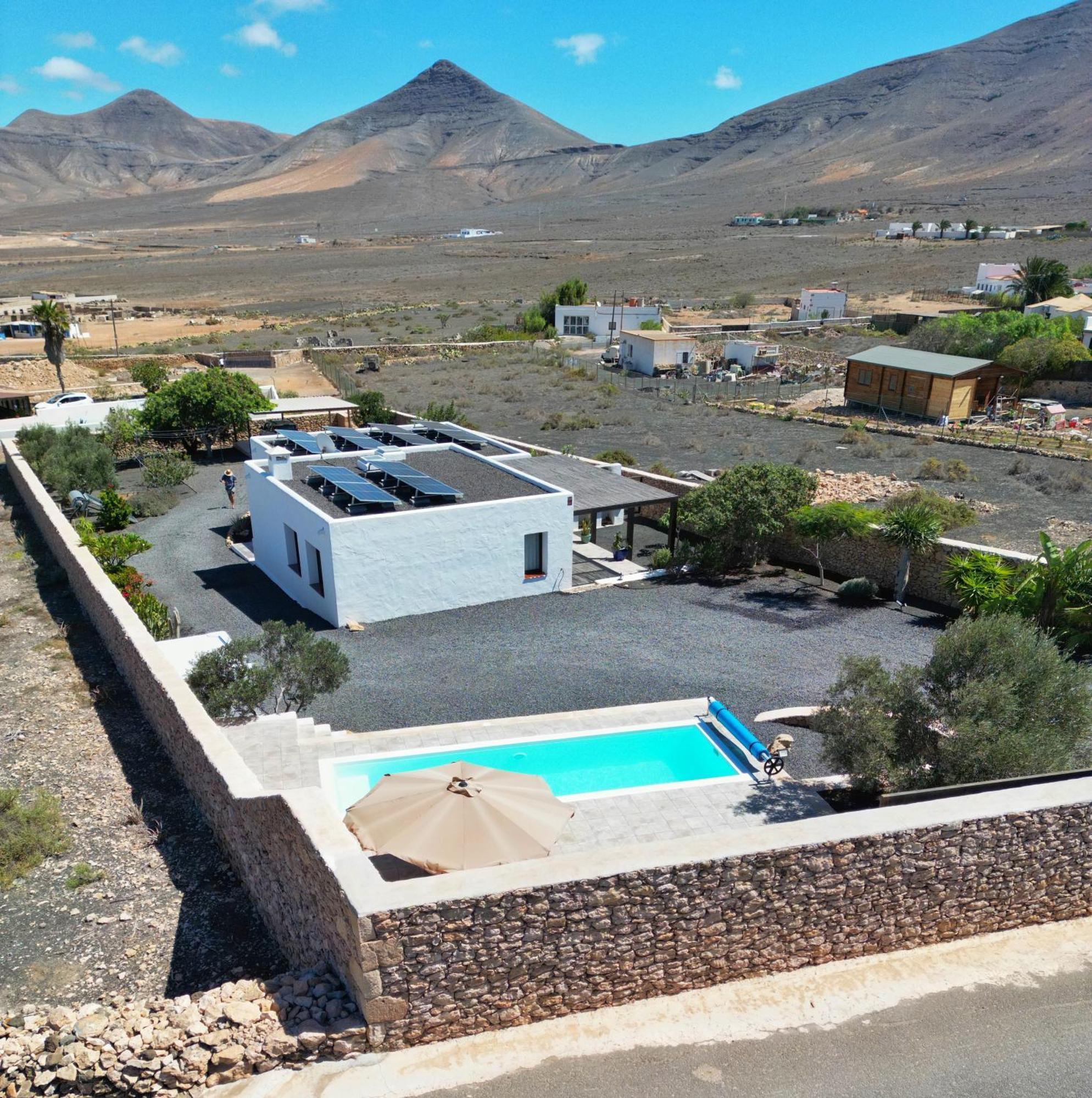 Вилла Casa Marisa With Heated Pool & Garden Тиндайя Экстерьер фото